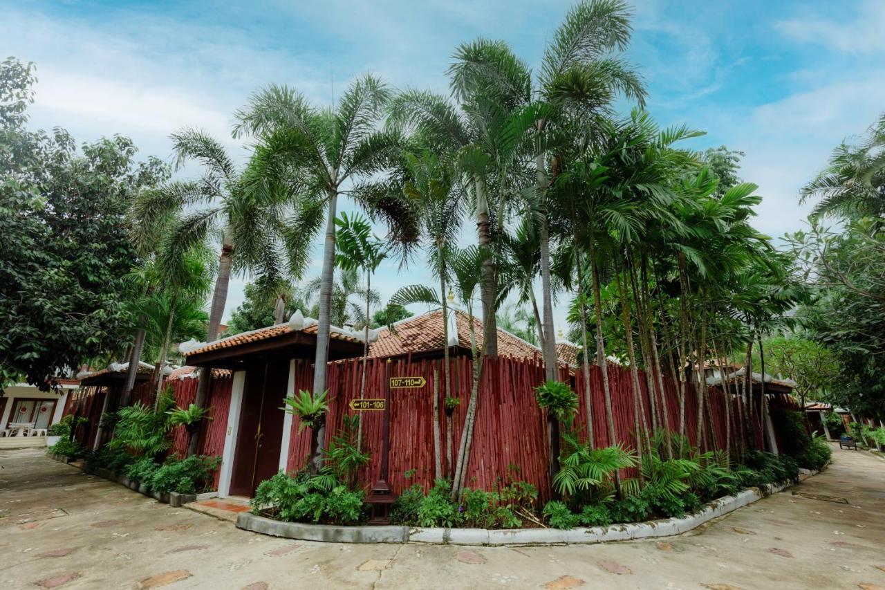 Villa Raya Resort - Private Pool Villas Pattaya Esterno foto